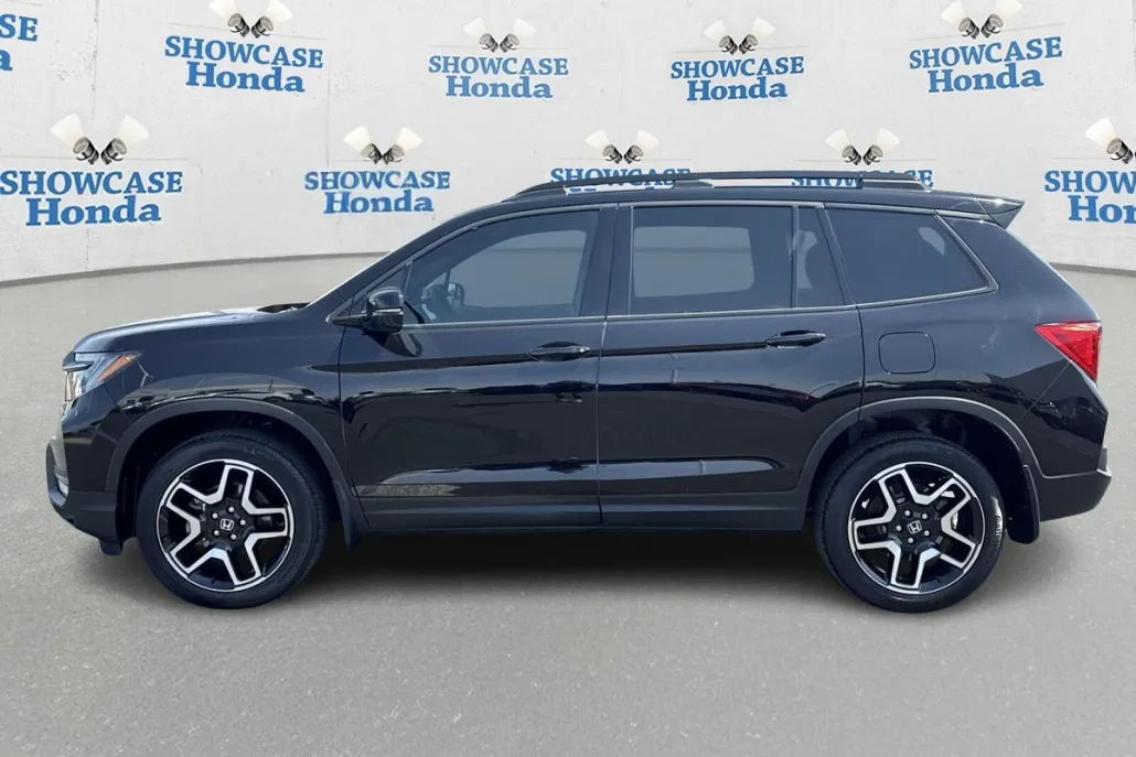 2023 Honda Passport Elite photo 1