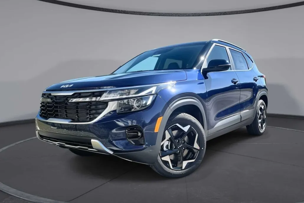 2025 Kia Seltos EX photo 1