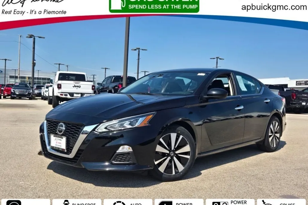 2022 Nissan Altima 2.5 SV photo 1