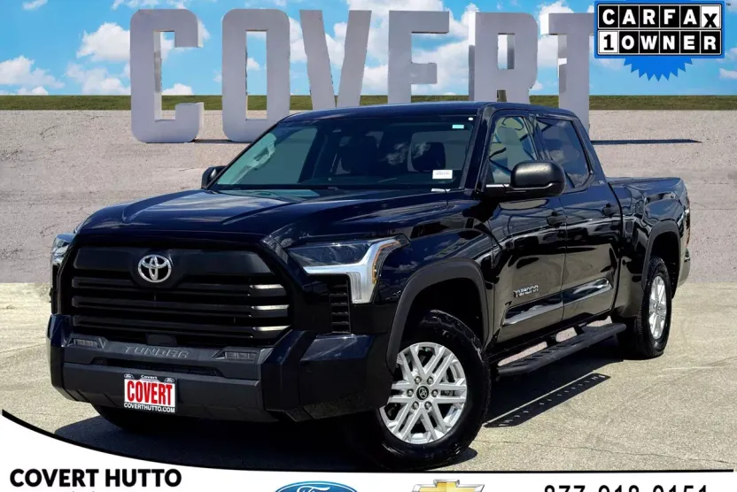 2022 Toyota Tundra SR5 photo 1