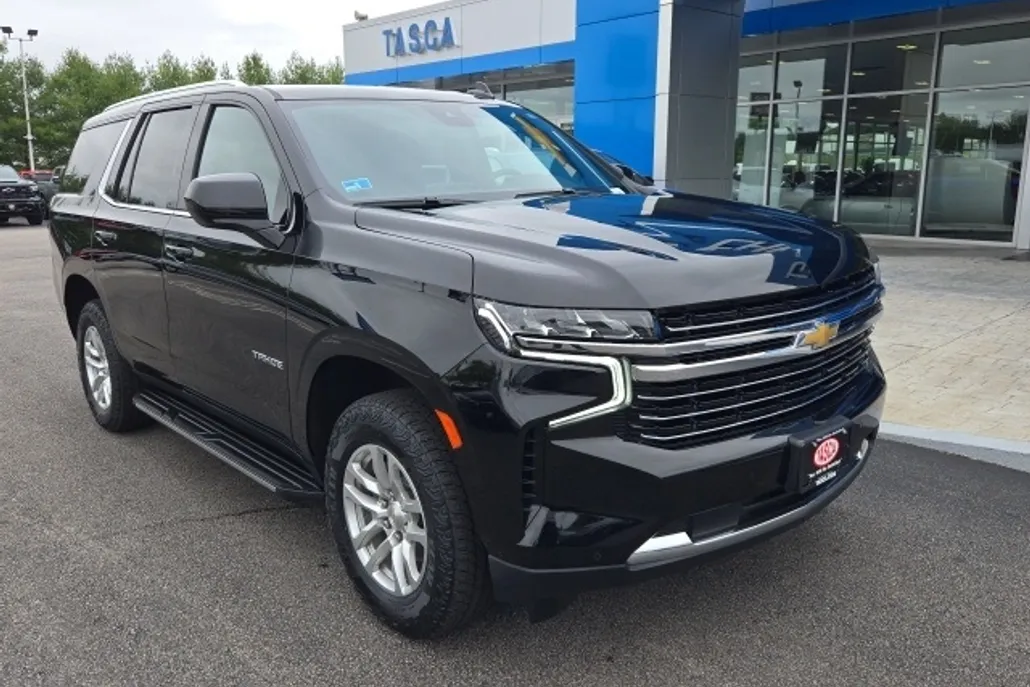 2023 Chevrolet Tahoe LT photo 1