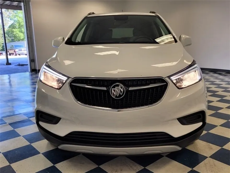 2022 Buick Encore Preferred photo 1