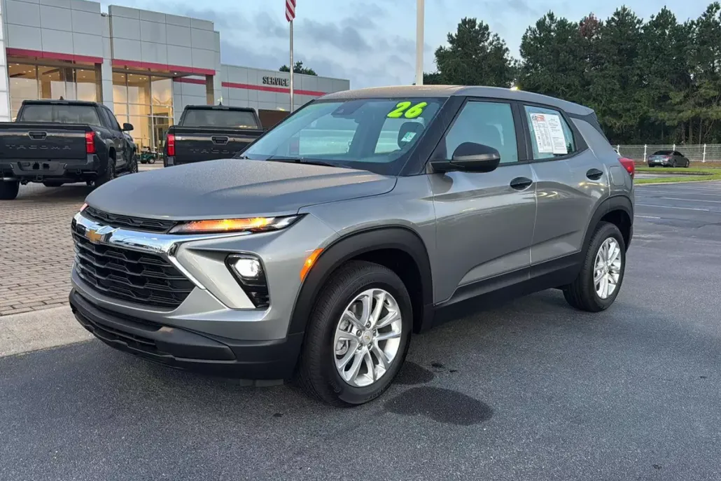 2026 Chevrolet Trailblazer LS photo 1