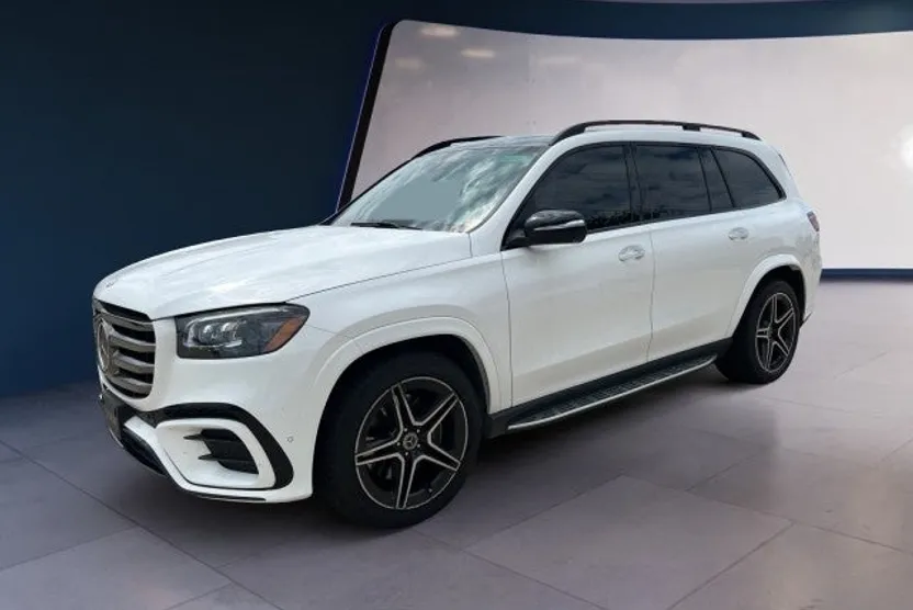 2024 Mercedes Benz GLS 450 photo 1