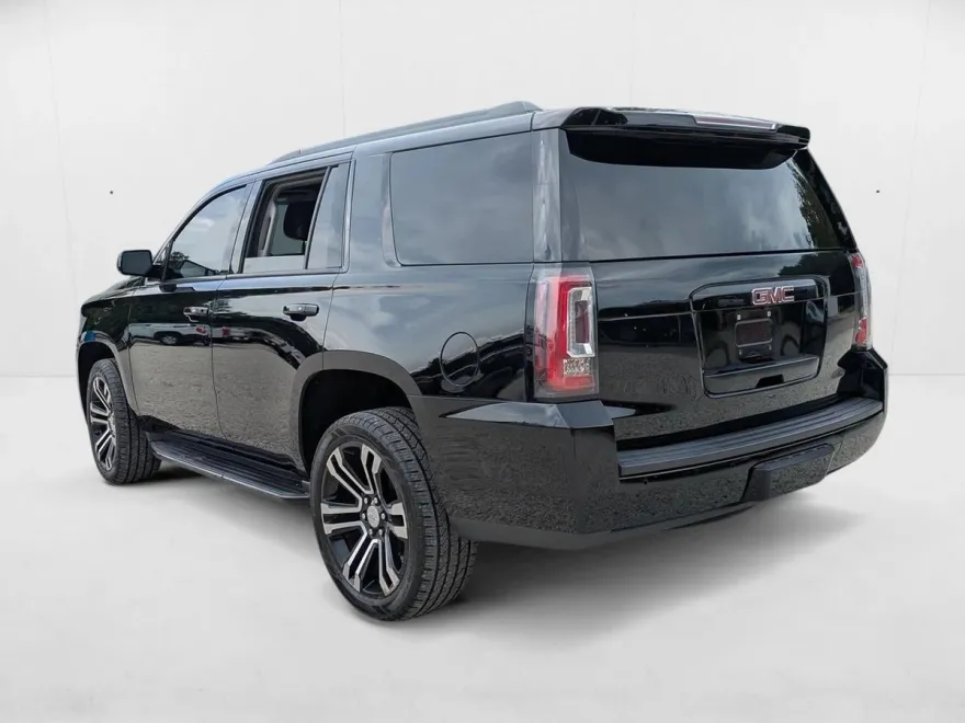 2019 Gmc Yukon SLT photo 1