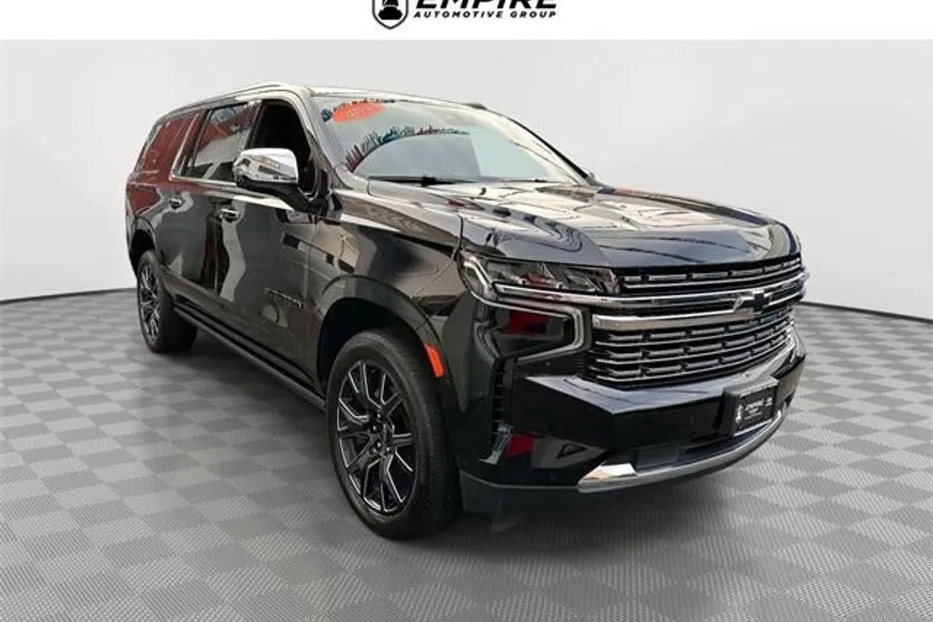 2024 Chevrolet Suburban Premier photo 1