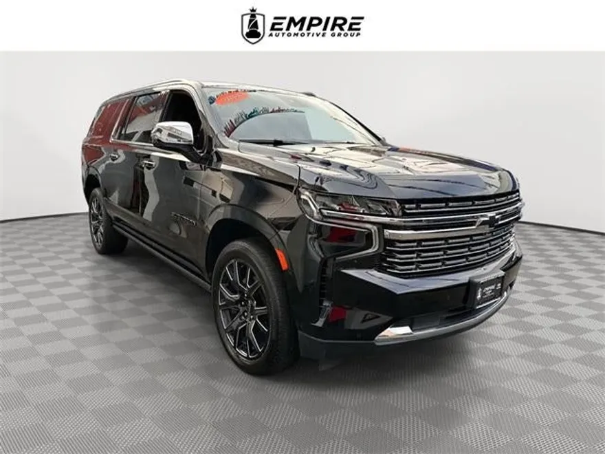 2024 Chevrolet Suburban Premier photo 1