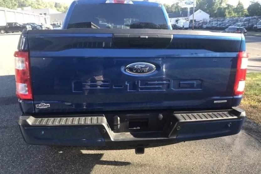 2022 Ford F-150 XL photo 1