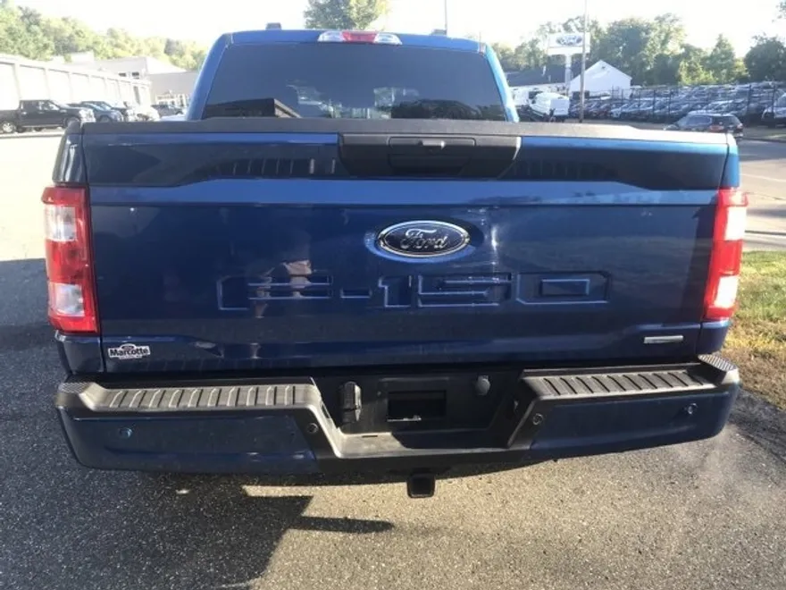 2022 Ford F-150 XL photo 1