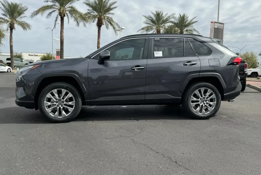 2025 Toyota RAV4 Limited photo 1