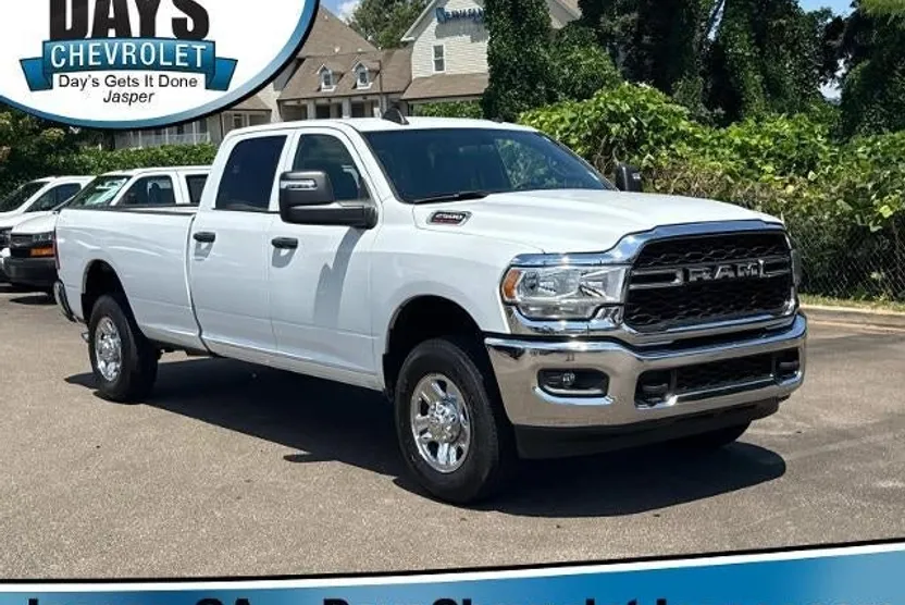 2023 Ram 2500 Tradesman photo 1