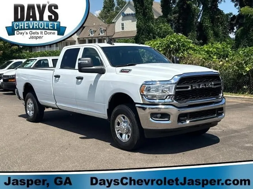 2023 Ram 2500 Tradesman photo 1