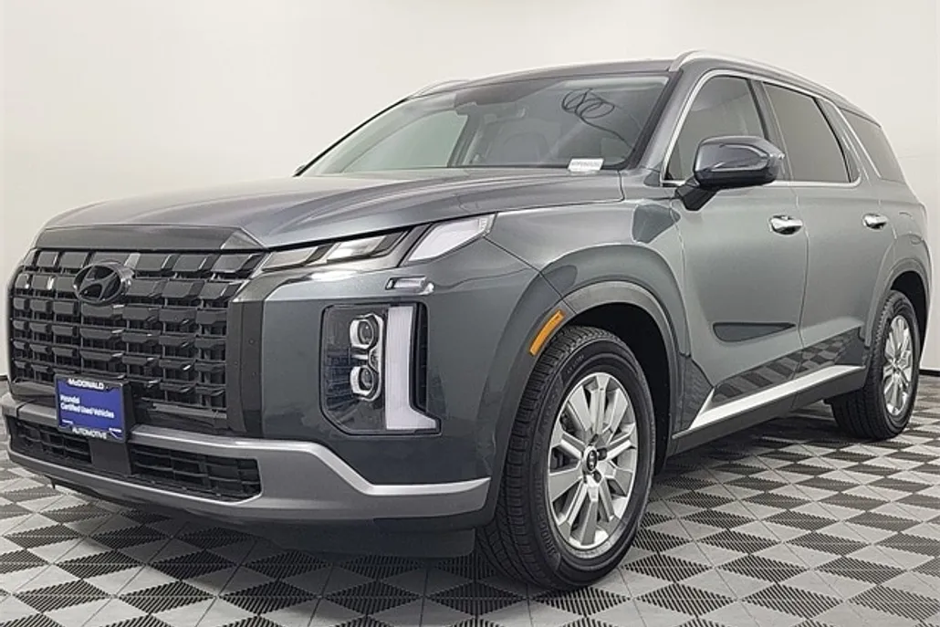 2023 Hyundai Palisade SEL photo 1