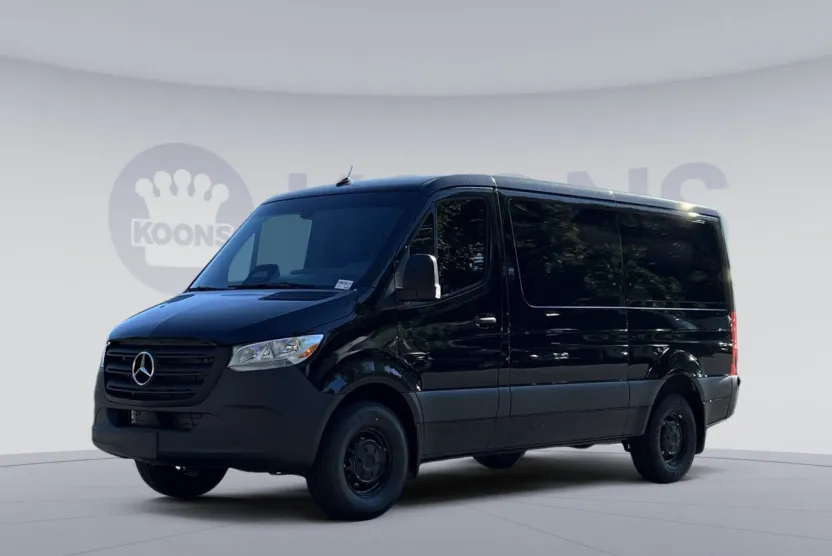 2025 Mercedes Benz Sprinter 2500 144 WB photo 1