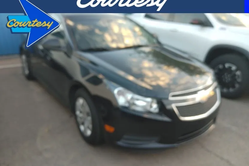 2014 Chevrolet Cruze LS photo 1