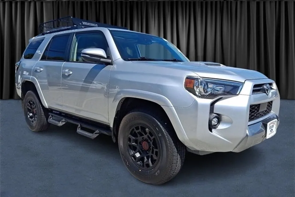 2022 Toyota 4Runner TRD Off-Road Premium photo 1