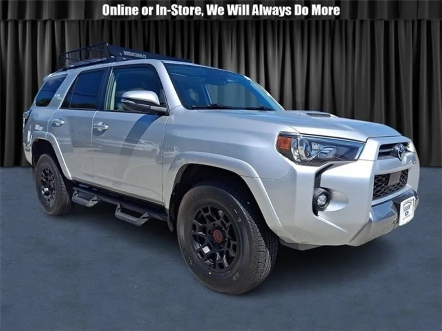 2022 Toyota 4Runner TRD Off-Road Premium photo 1