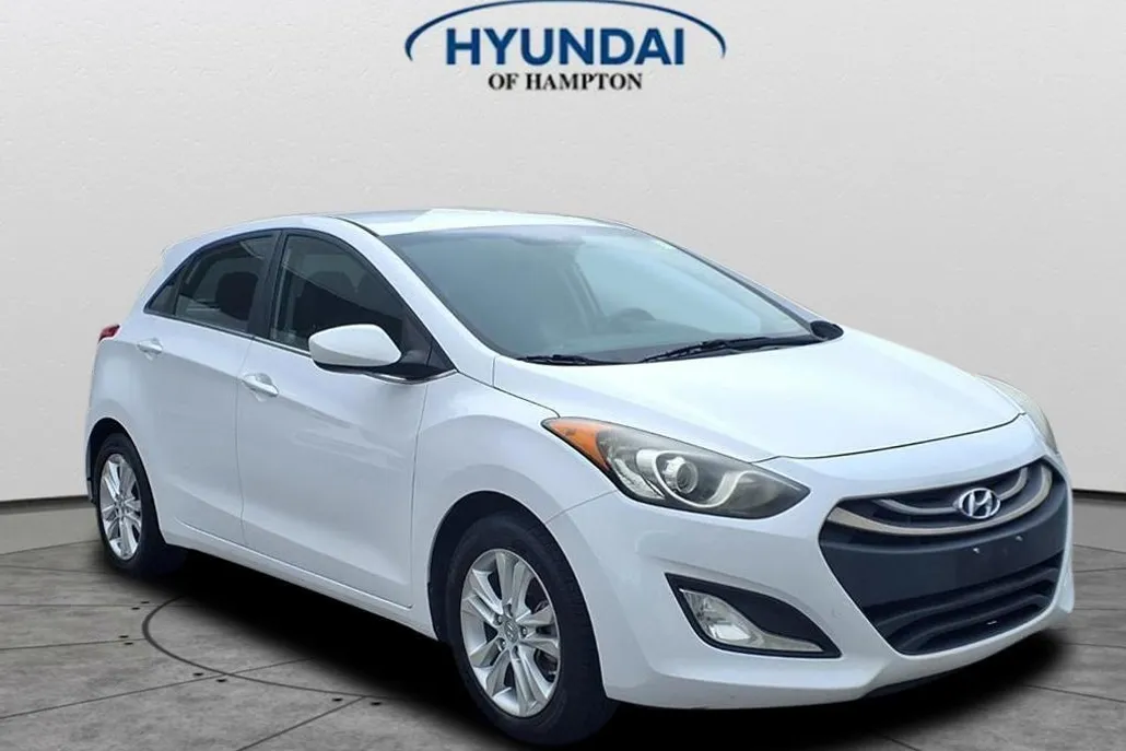 2014 Hyundai Elantra GT Base photo 1