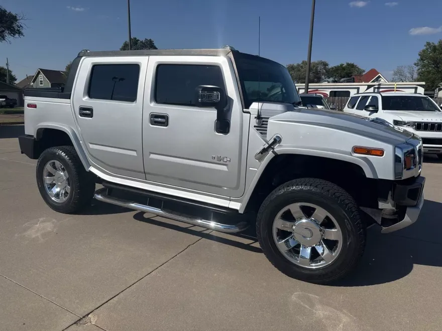 2009 Hummer H2 SUT Luxury photo 1