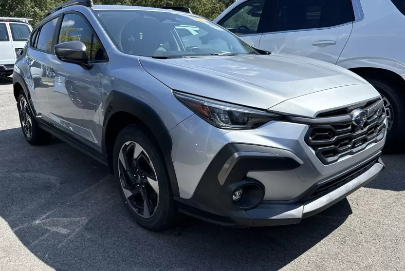 2024 Subaru Crosstrek Limited photo 1