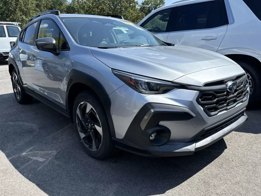 2024 Subaru Crosstrek Limited photo 1