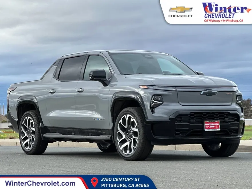 2025 Chevrolet Silverado EV RST photo 1