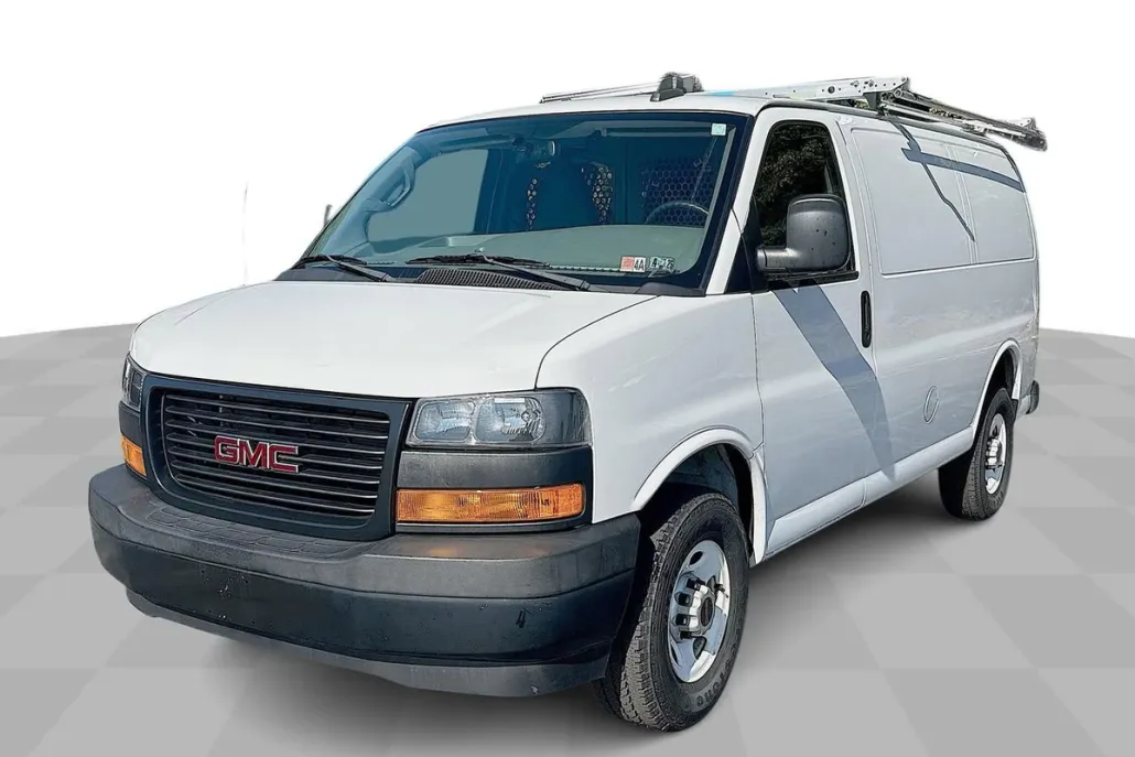 2020 Gmc Savana Cargo 3500 photo 1