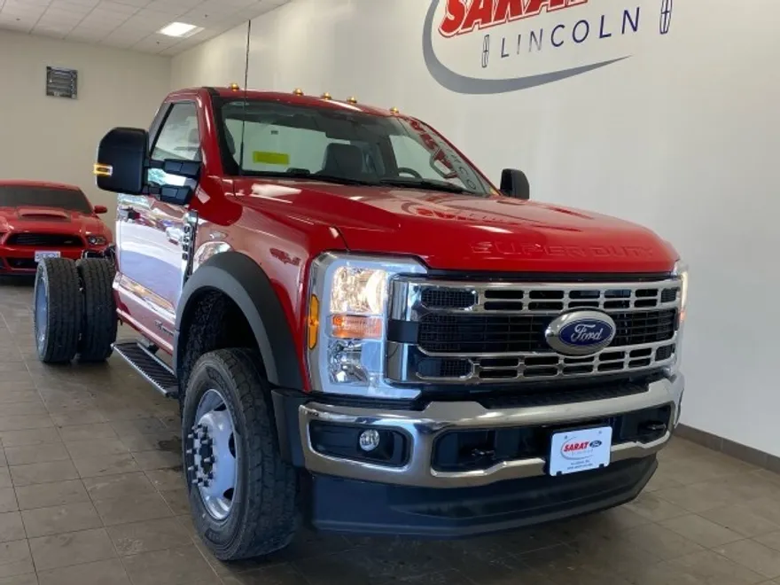 2024 Ford F-650 XL photo 1
