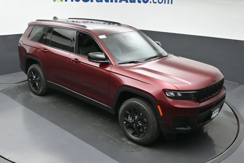 2025 Jeep Grand Cherokee Altitude X photo 1