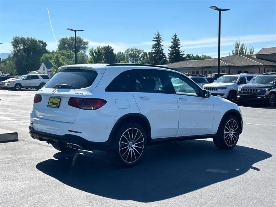 2022 Mercedes Benz GLC 300 4MATIC photo 1