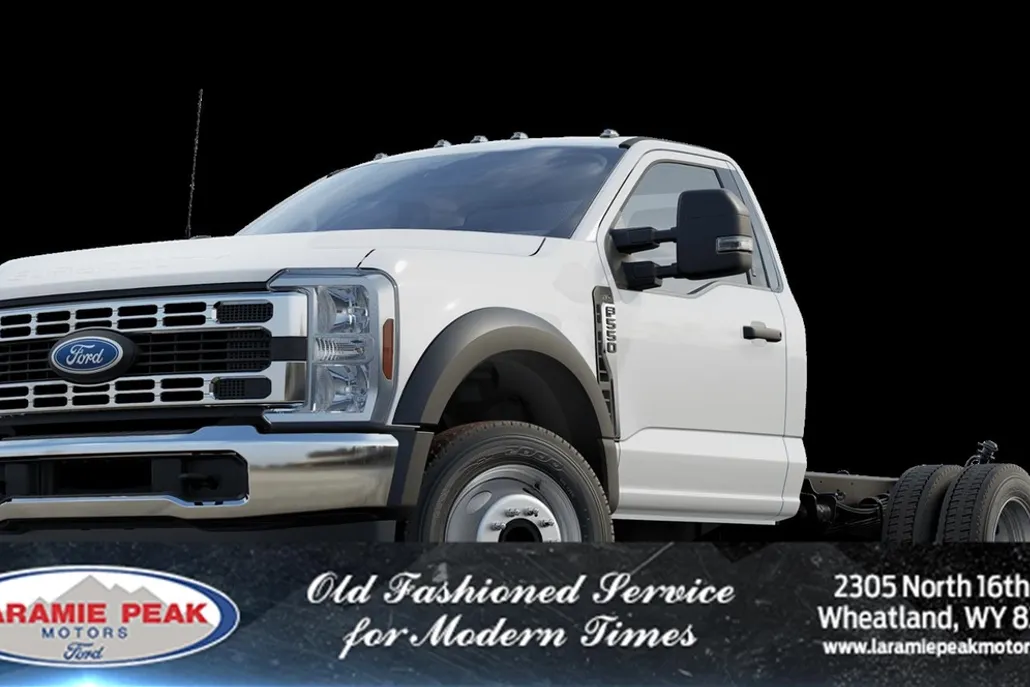 2024 Ford F-550 XLT photo 1