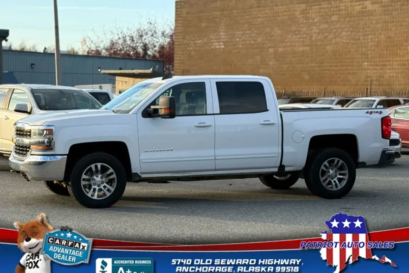 2018 Chevrolet Silverado 1500 LT photo 1