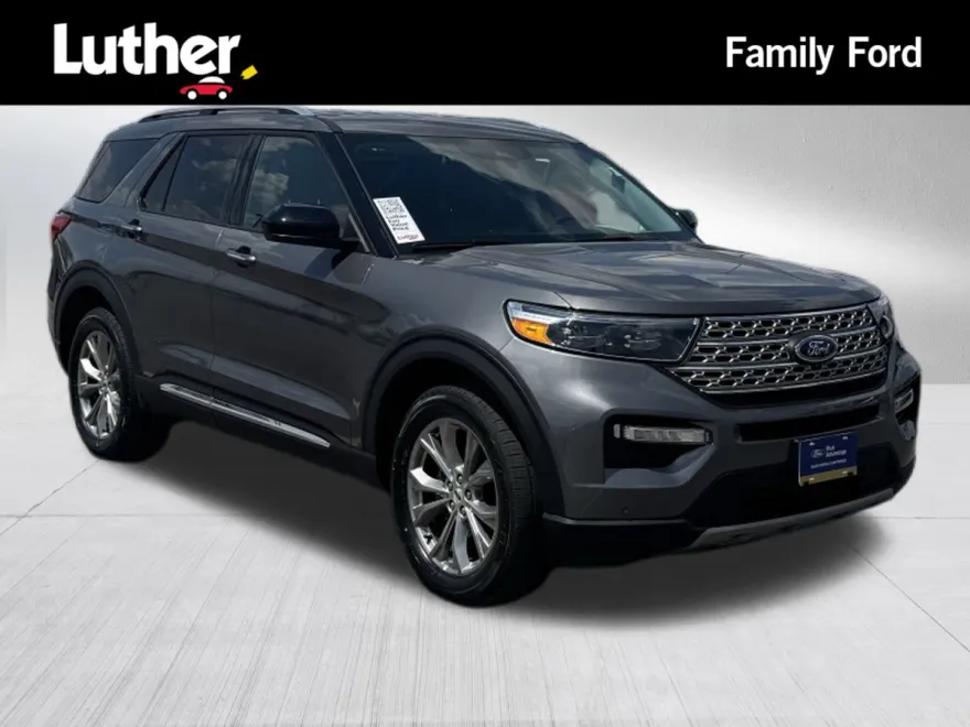 2022 Ford Explorer XLT photo 1