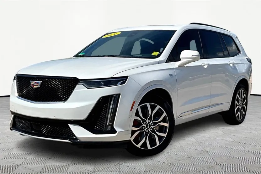 2024 Cadillac XT6 Sport photo 1