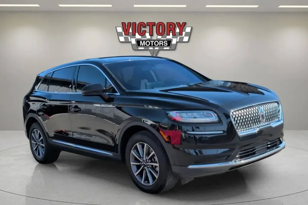 2022 Lincoln Nautilus Standard photo 1