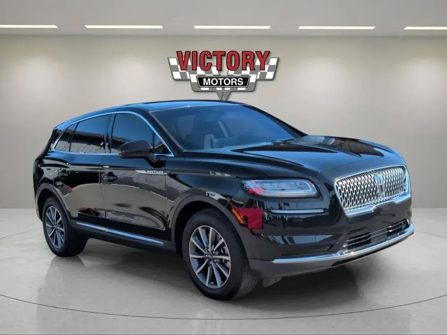2022 Lincoln Nautilus Standard photo 1