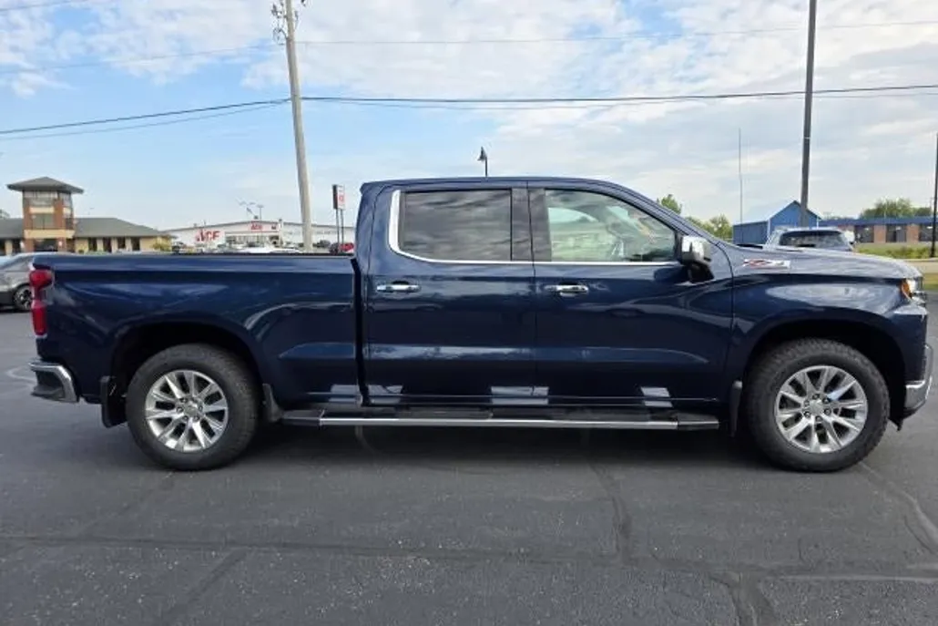 2021 Chevrolet Silverado 1500 LTZ photo 1
