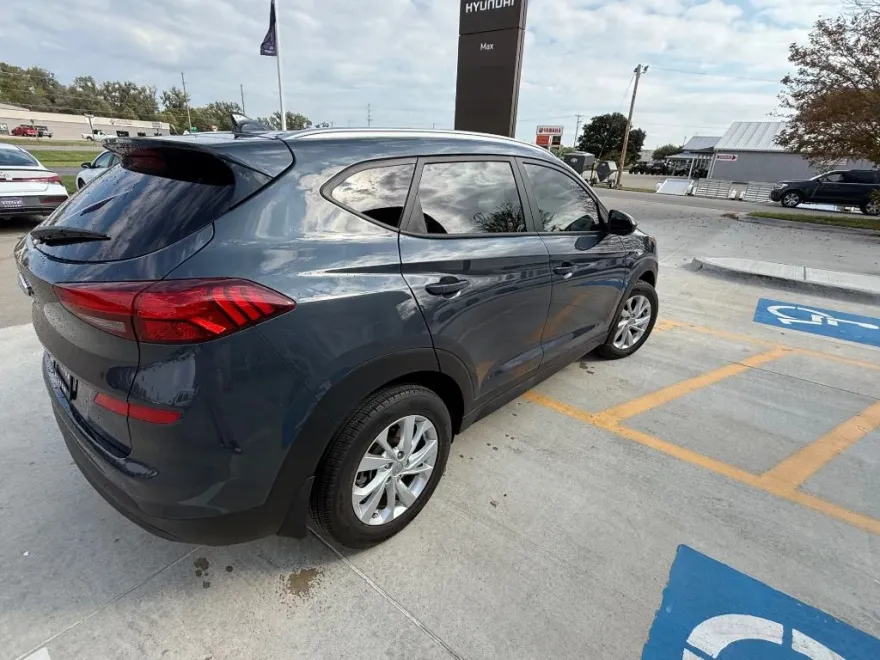 2020 Hyundai Tucson Value photo 1