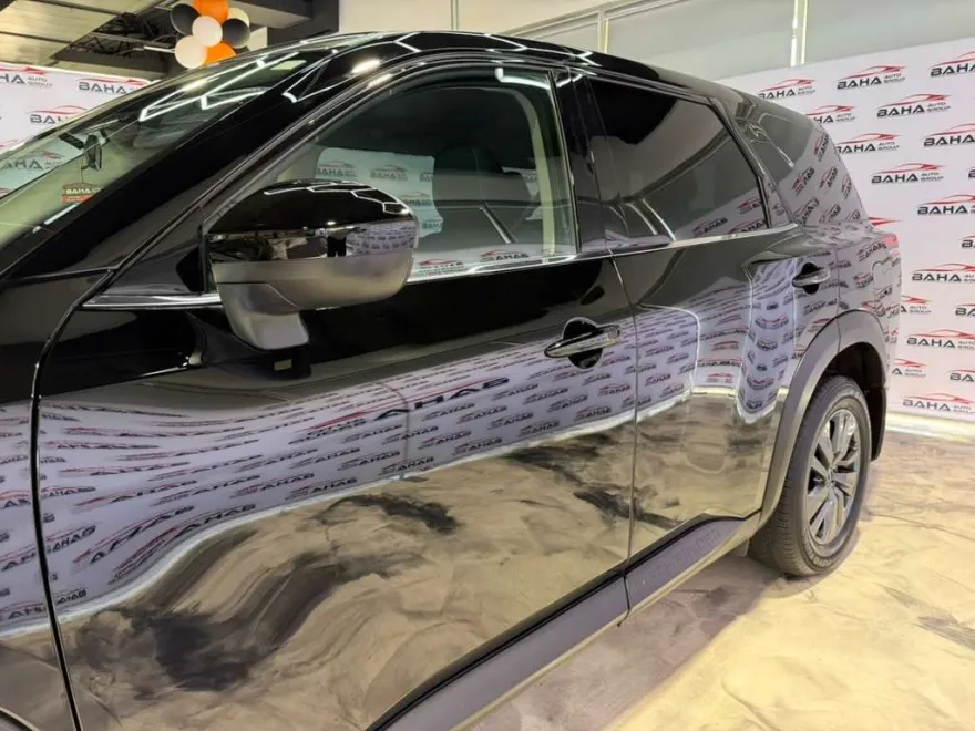 2024 Nissan Pathfinder S photo 1