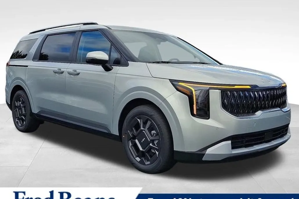 2026 Kia Carnival EX photo 1