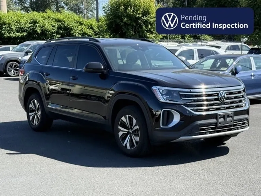 2024 Volkswagen Atlas SE photo 1