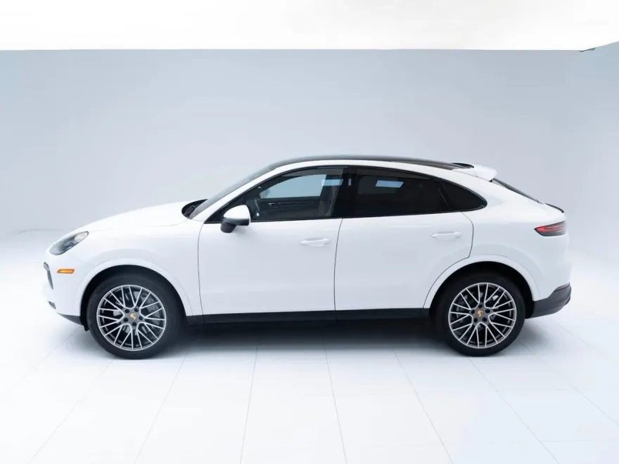 2022 Porsche Cayenne Coupe Platinum Edition photo 1