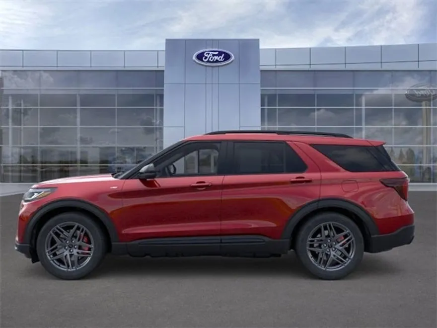2025 Ford Explorer ST-Line photo 1