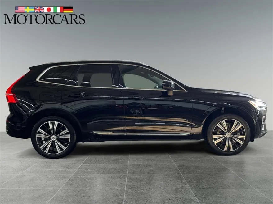 2022 Volvo XC60 Inscription photo 1