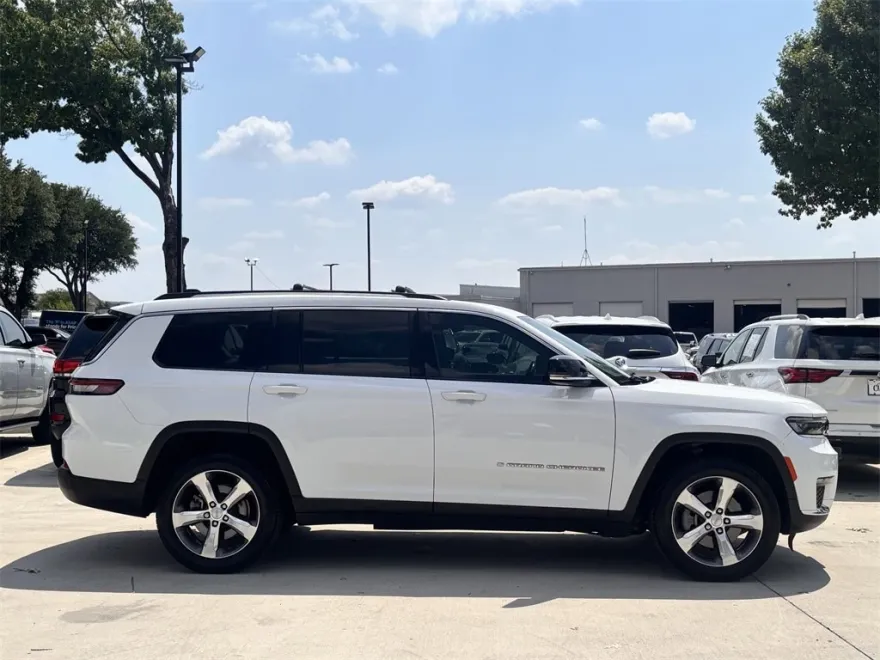 2021 Jeep Grand Cherokee Limited photo 1