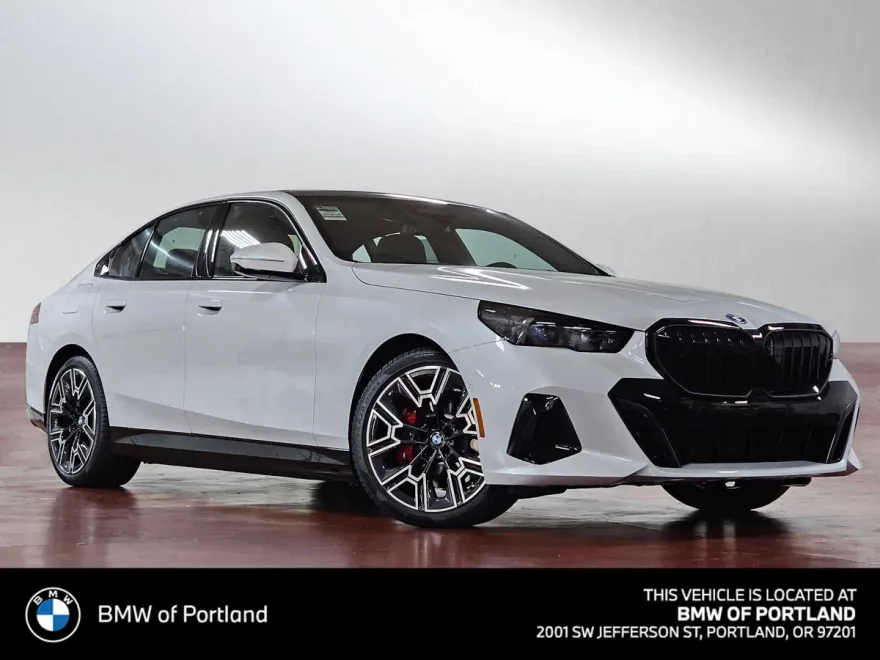 2026 Bmw 550e xDrive photo 1