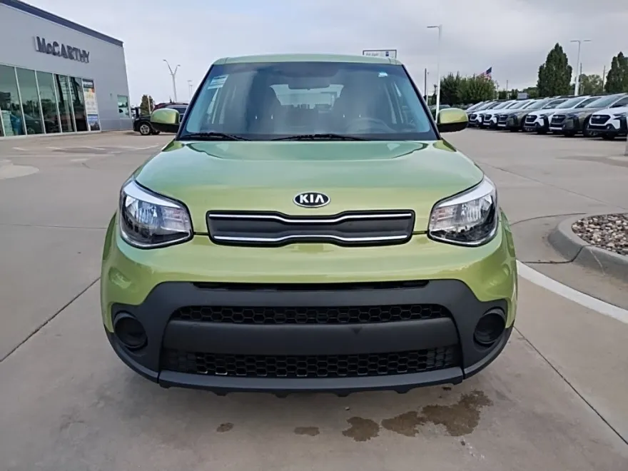 2017 Kia Soul Base photo 1