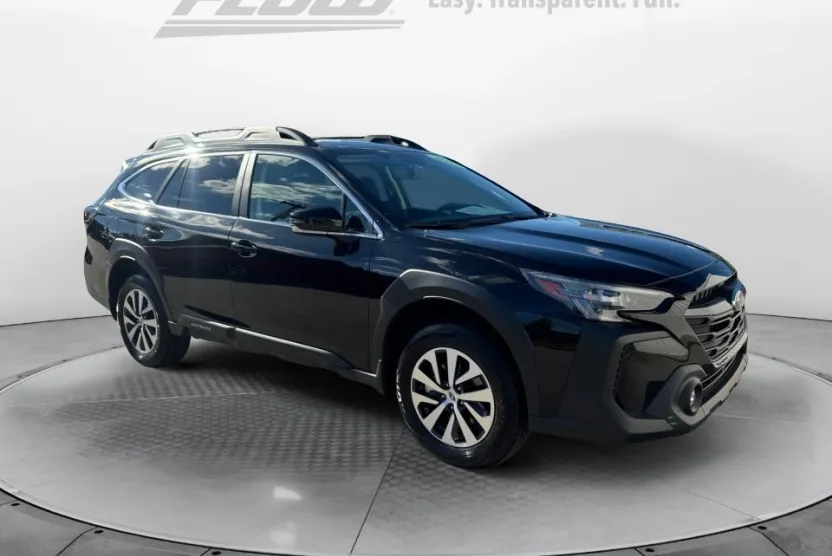 2025 Subaru Outback Premium photo 1