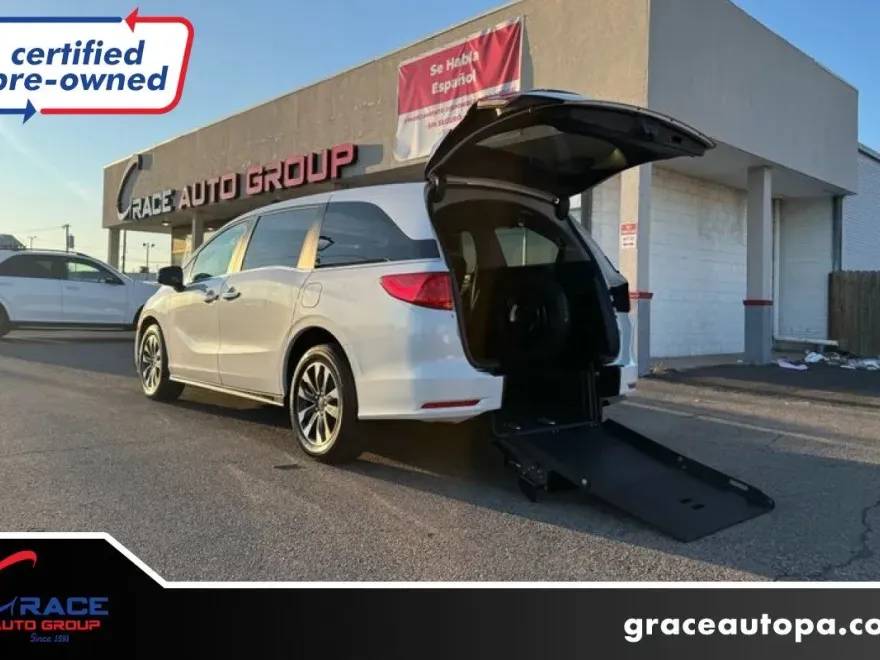 2024 Honda Odyssey EX-L photo 1
