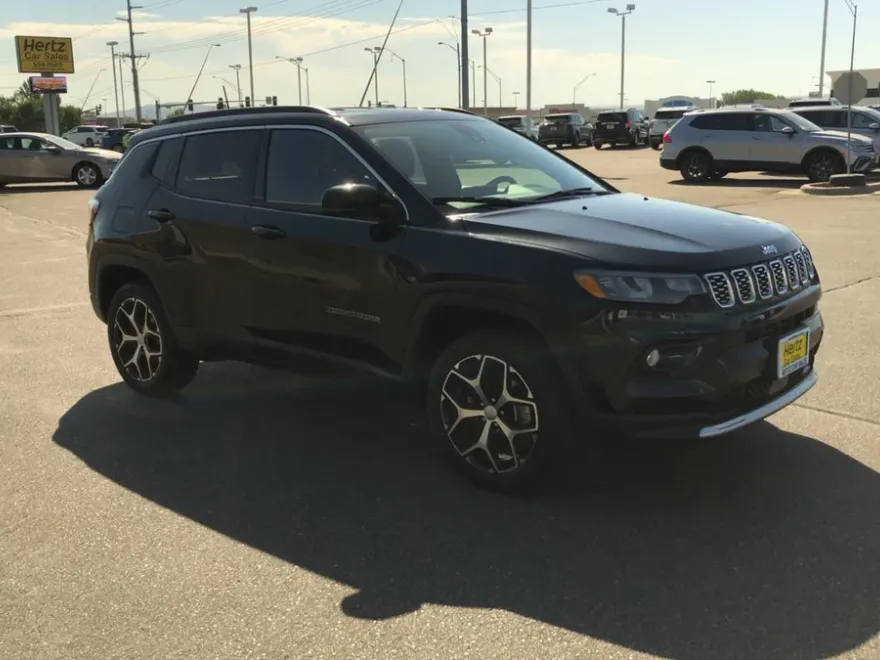 2024 Jeep Compass Limited photo 1